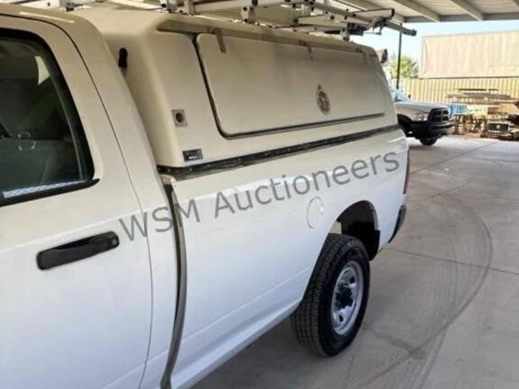 2015-dodge-2500-image-5