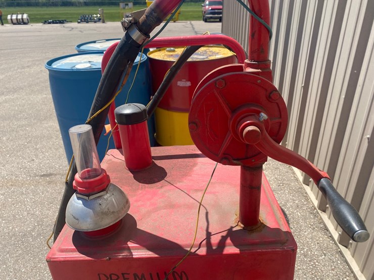#8780-•-20-gallon-gas-caddy-image-2
