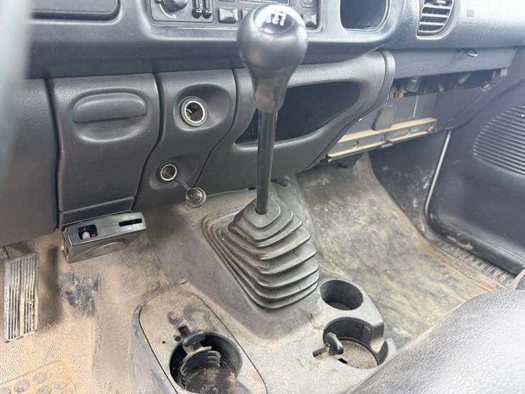 2001-dodge-ram-3500-image-35