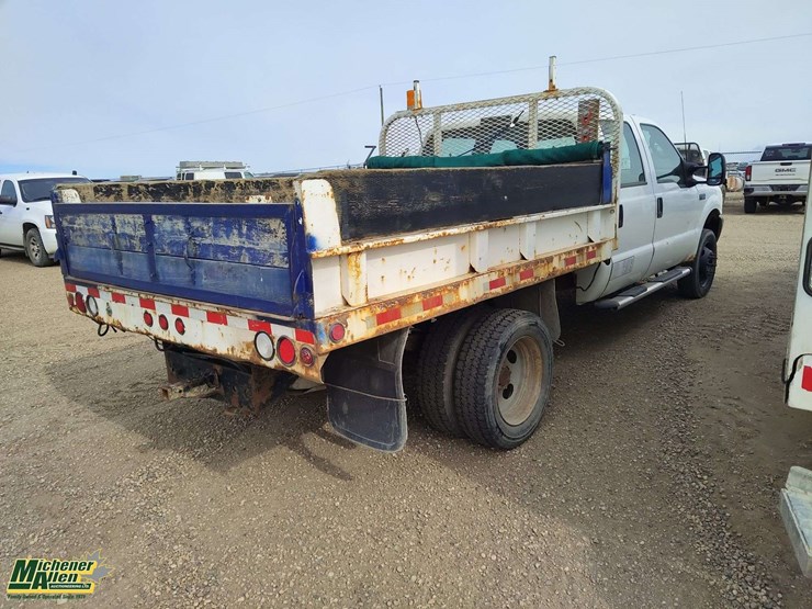 2003-ford-f550-image-9