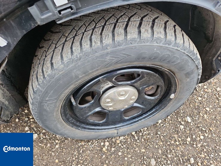 2018-ford-explorer-image-13