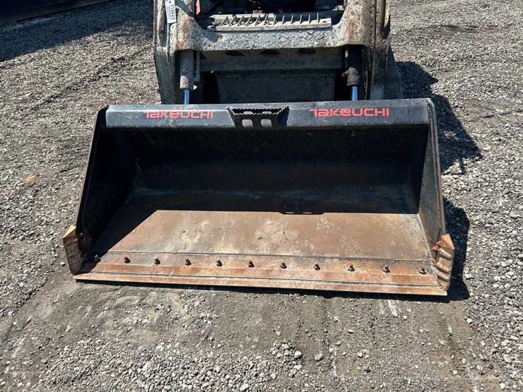 takeuchi-tl230-image-9