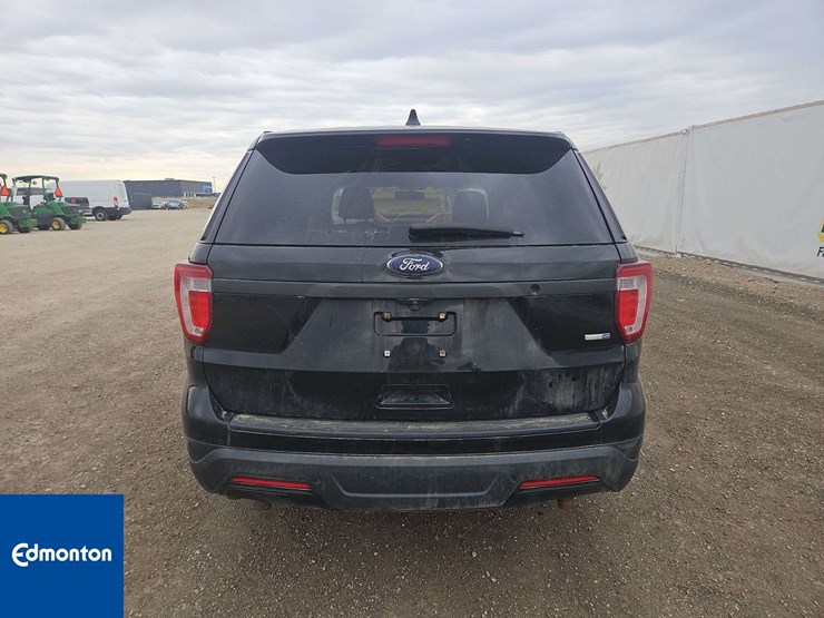 2018-ford-explorer-image-8