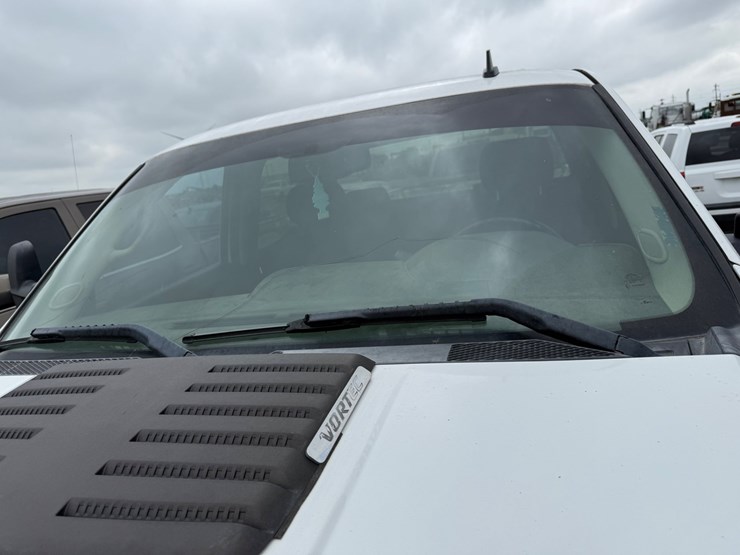 2015-gmc-2500hd-image-48