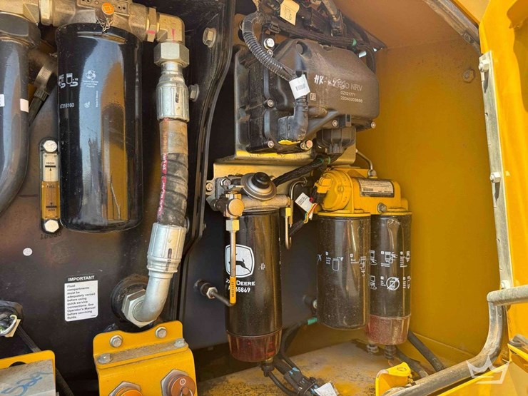 2020-deere-850l-wlt-image-26