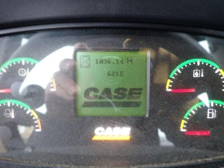 2009-case-621e-image-10