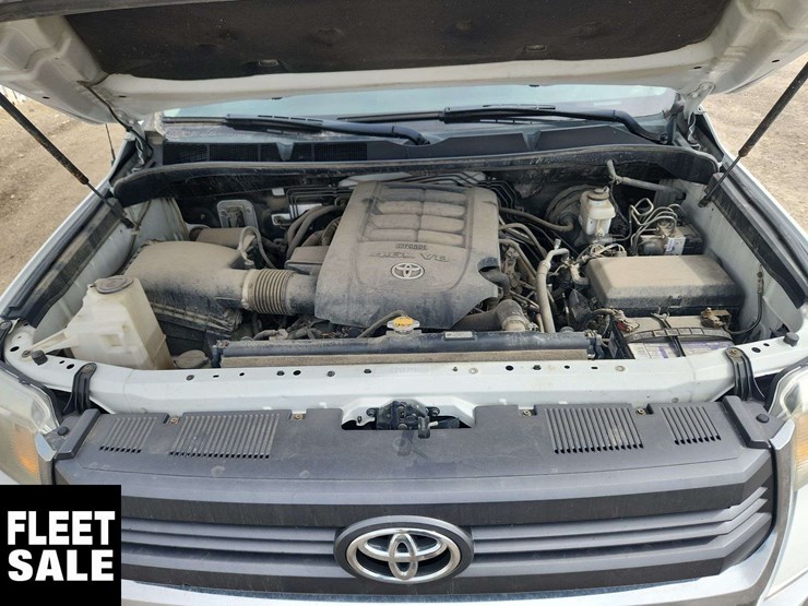 2014-toyota-tundra-image-27