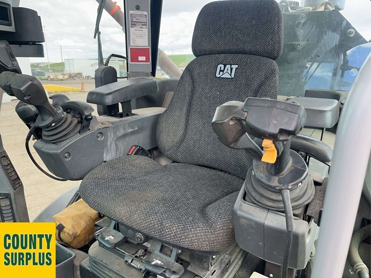 caterpillar-160m3-awd-image-14