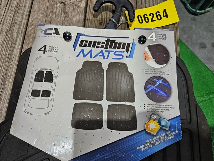 #6264-•-custom-accessories-4pc-car-floor-mats-image-3