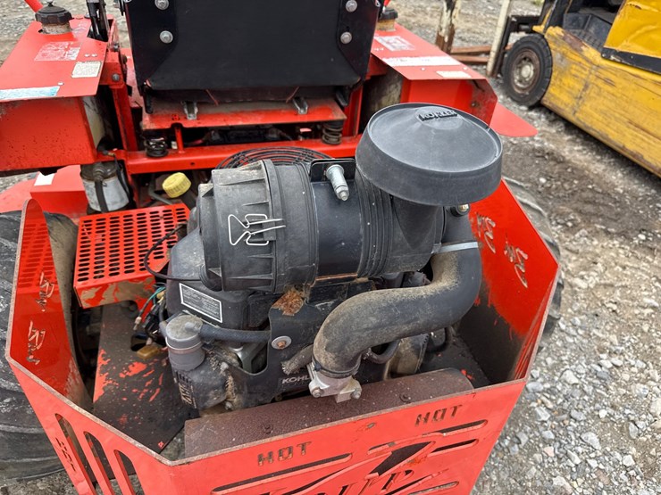 #5366-•-inop-badboy-pro-series-zero-turn-mower-image-8