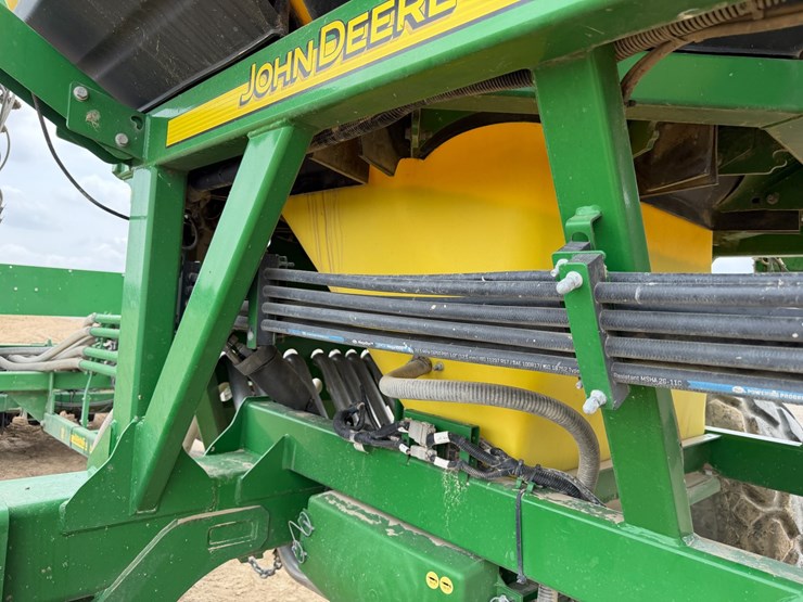 john-deere-1890-image-134