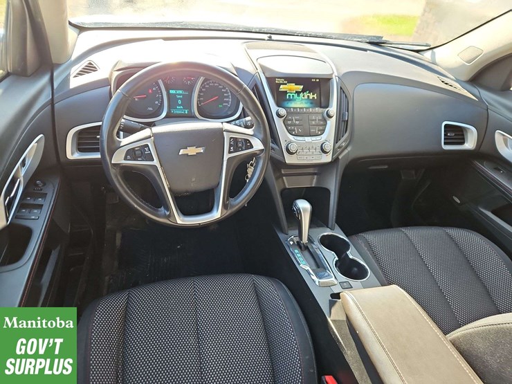 2015-chevrolet-equinox-image-19