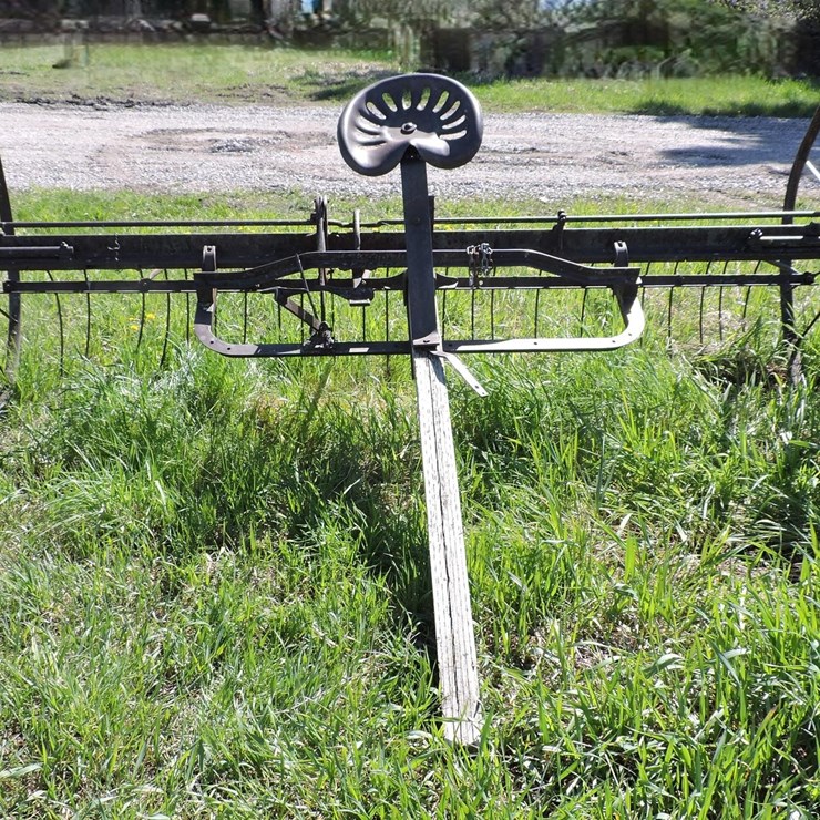 VINTAGE DUMP RAKE