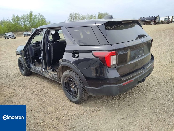 2025-ford-explorer-image-3