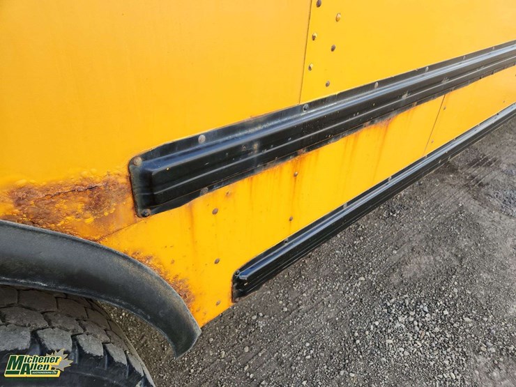 2011-ic-bus-ce-image-63