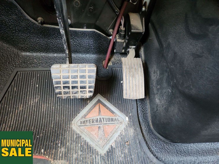 international-durastar-4300-image-19