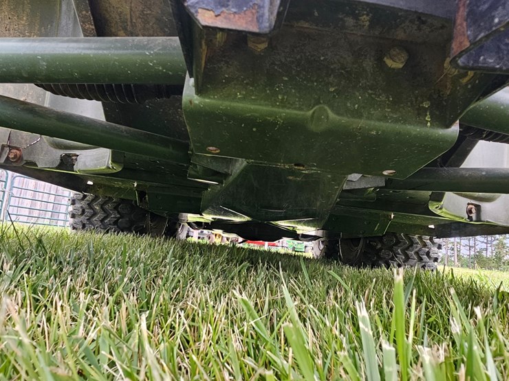 john-deere-gator-image-35