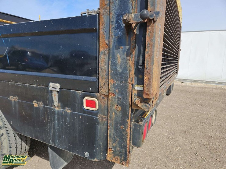 2004-dodge-ram-2500-image-28