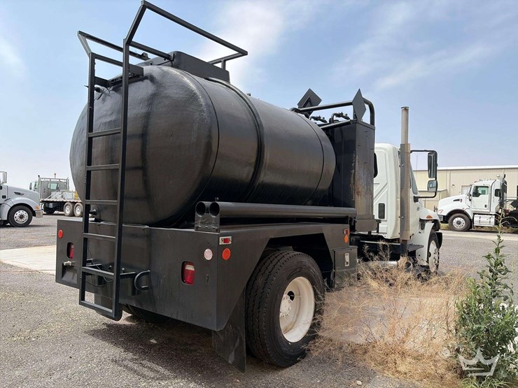 2007-international-durastar-4300-image-4