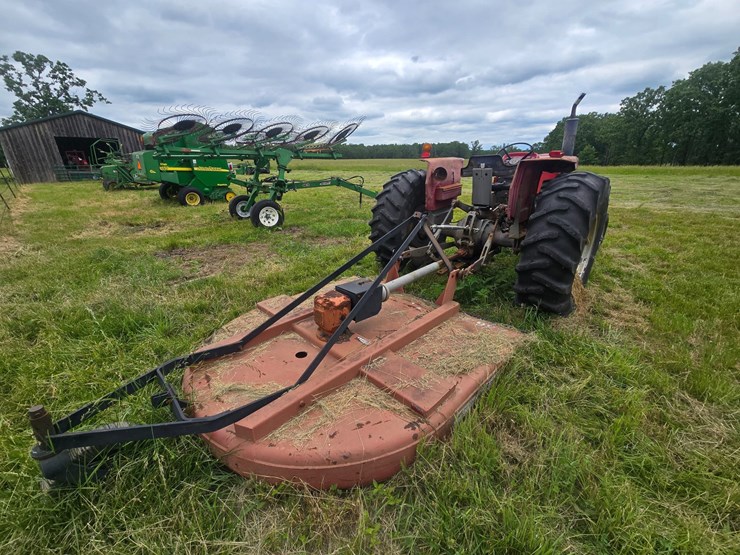 massey-ferguson-175-image-7