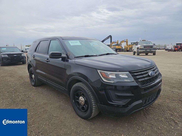 2019-ford-explorer-image-2