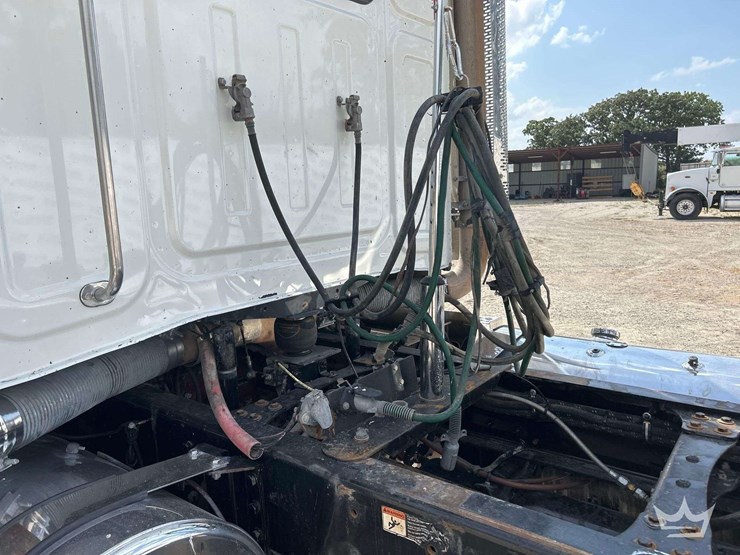 2016-western-star-4900-image-23