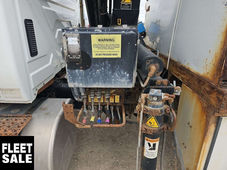 international-workstar-7400-image-50