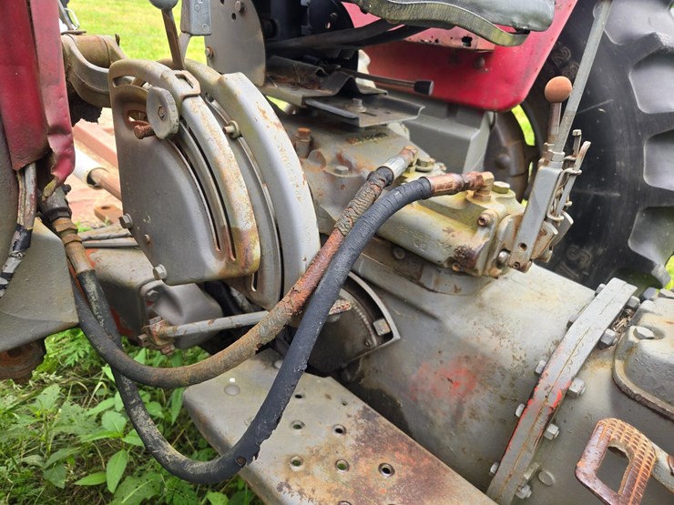 massey-ferguson-175-image-33