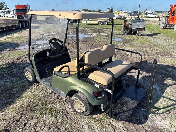 2019-ez-go-electric-cart-image-4