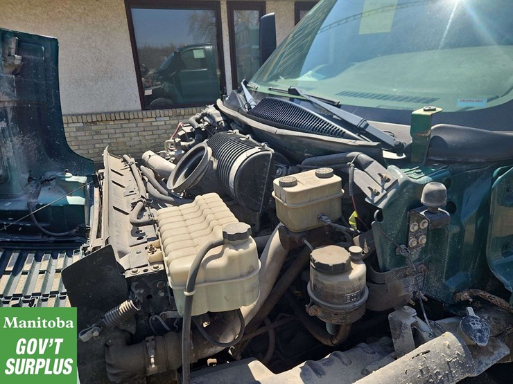 2005-gmc-topkick-c5500-image-18