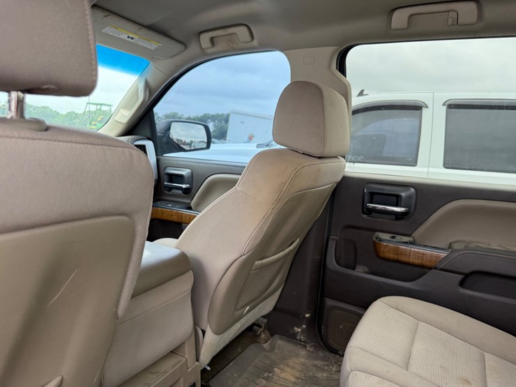 2015-gmc-1500-image-63