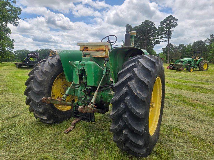john-deere-4020-image-10