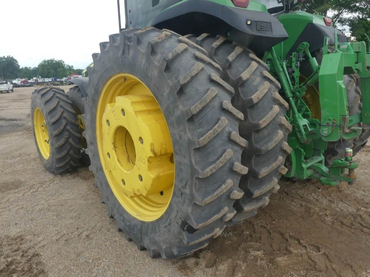 john-deere-8r-310-image-6