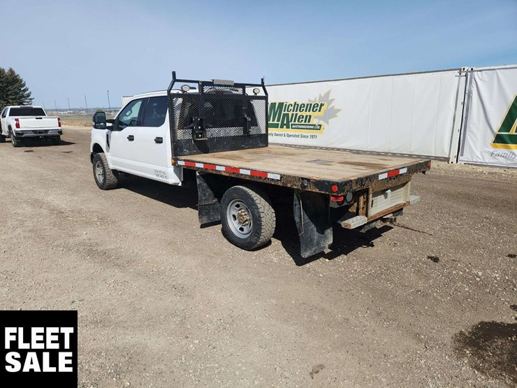 2020-ford-f350-image-3