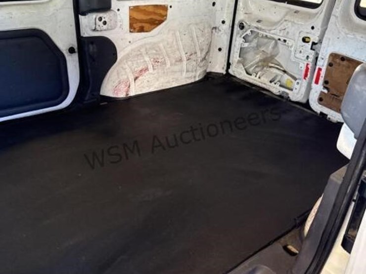 2012-ford-transit-connect-image-13