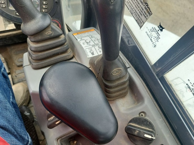 bobcat-e50-image-42