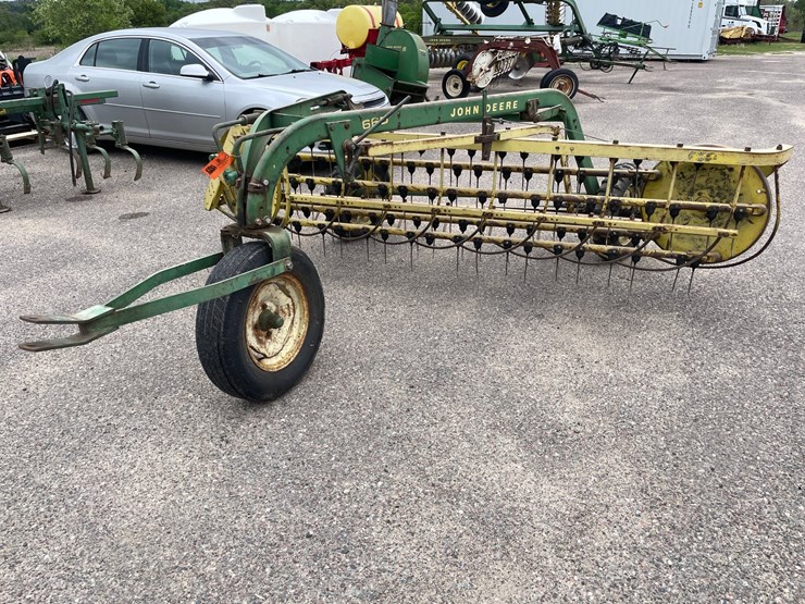 john-deere-660-image-1