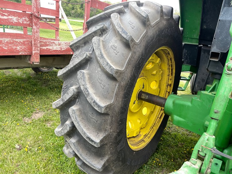 john-deere-7600-image-33