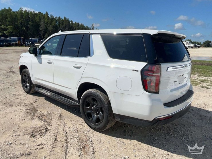 2021-chevrolet-tahoe-image-4