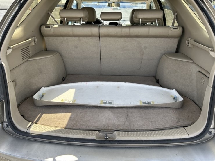 2000-lexus-rx300-image-29