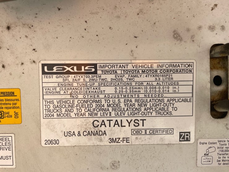 2004-lexus-rx330-image-45