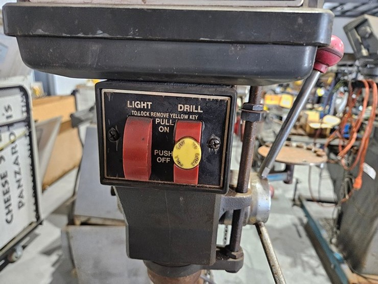 #6183-•-craftsman-15"-drill-press-image-11
