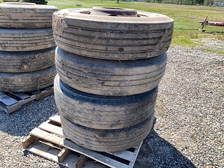 name-4---295/75r22.5-rims-and-tires-image-2
