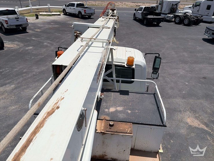 2007-international-durastar-4300-image-29