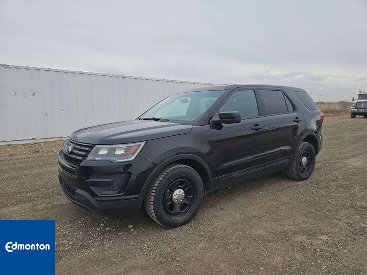 2016-ford-explorer-image-1