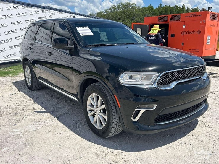 2021-dodge-durango-image-2