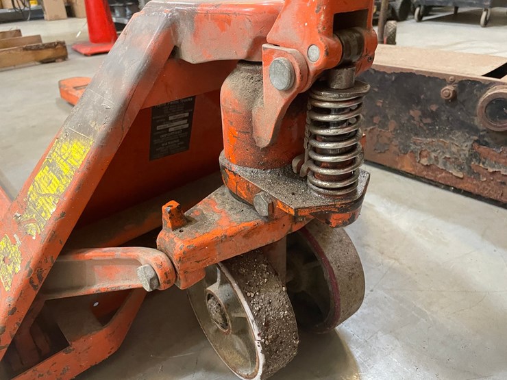 #10232-•-pettibone-5,500lbs-pallet-jack-image-3