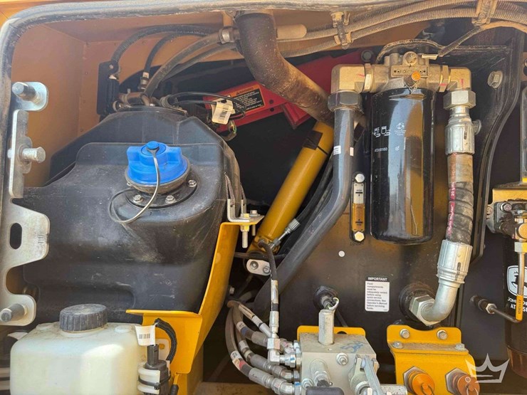 2020-deere-850l-wlt-image-27