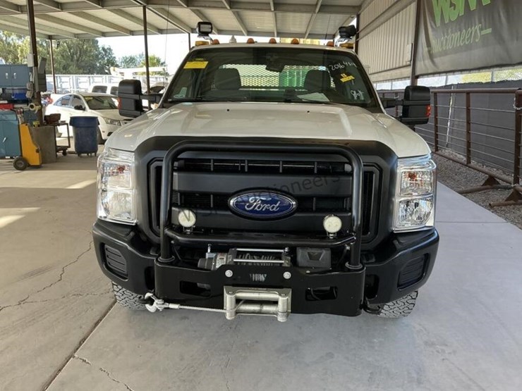 2016-ford-f350-image-3
