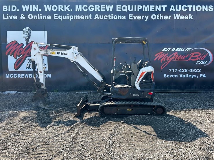 2019-bobcat-e35-image-1